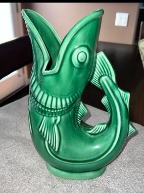 VNTG SHREVE CRUMP & LOW GURGLING COD FISH GLOSSY GREEN PITCHER//MADE IN ENGLAND